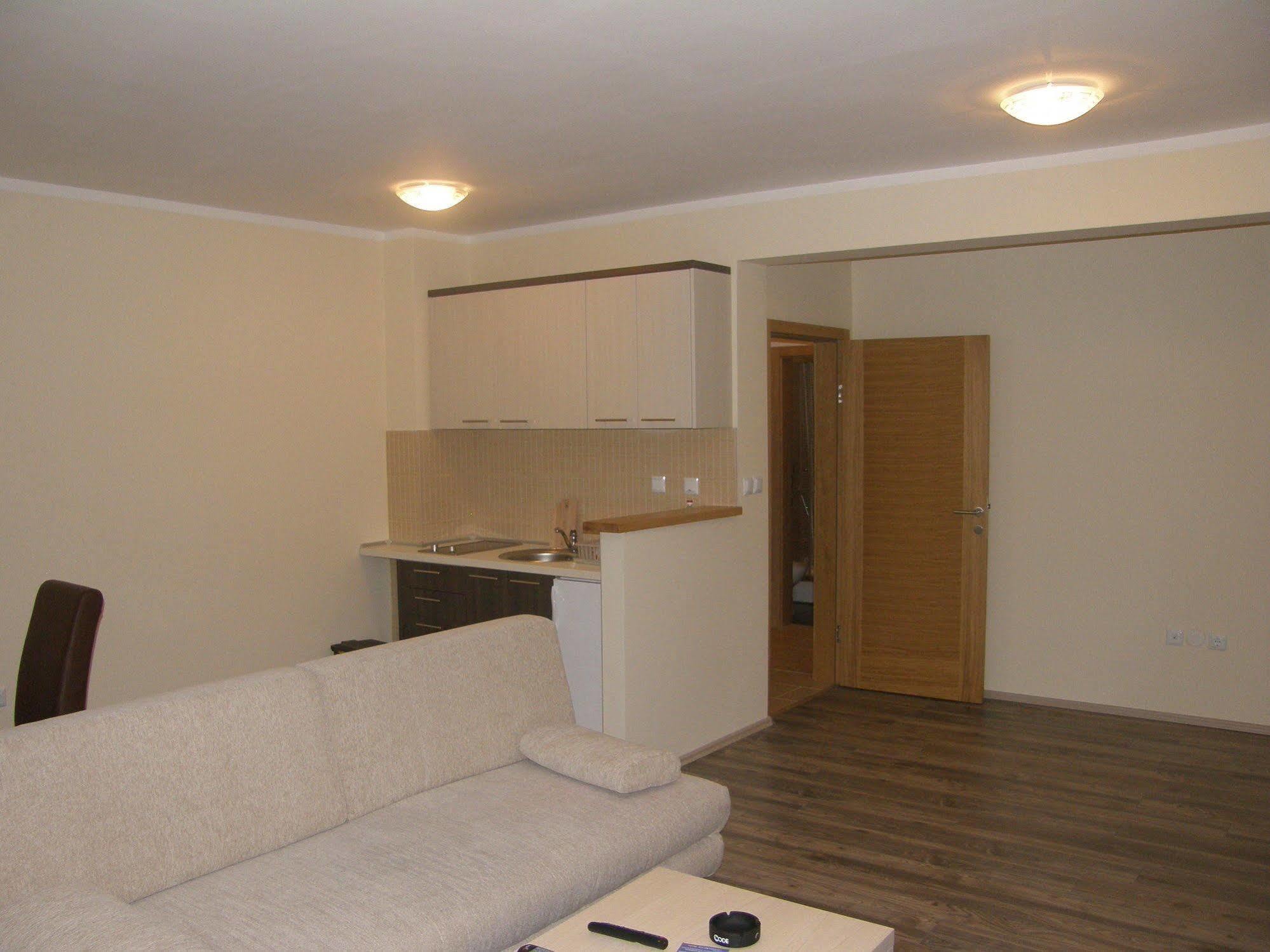 Apartments And Rooms Max-Well Jahorina Exterior foto